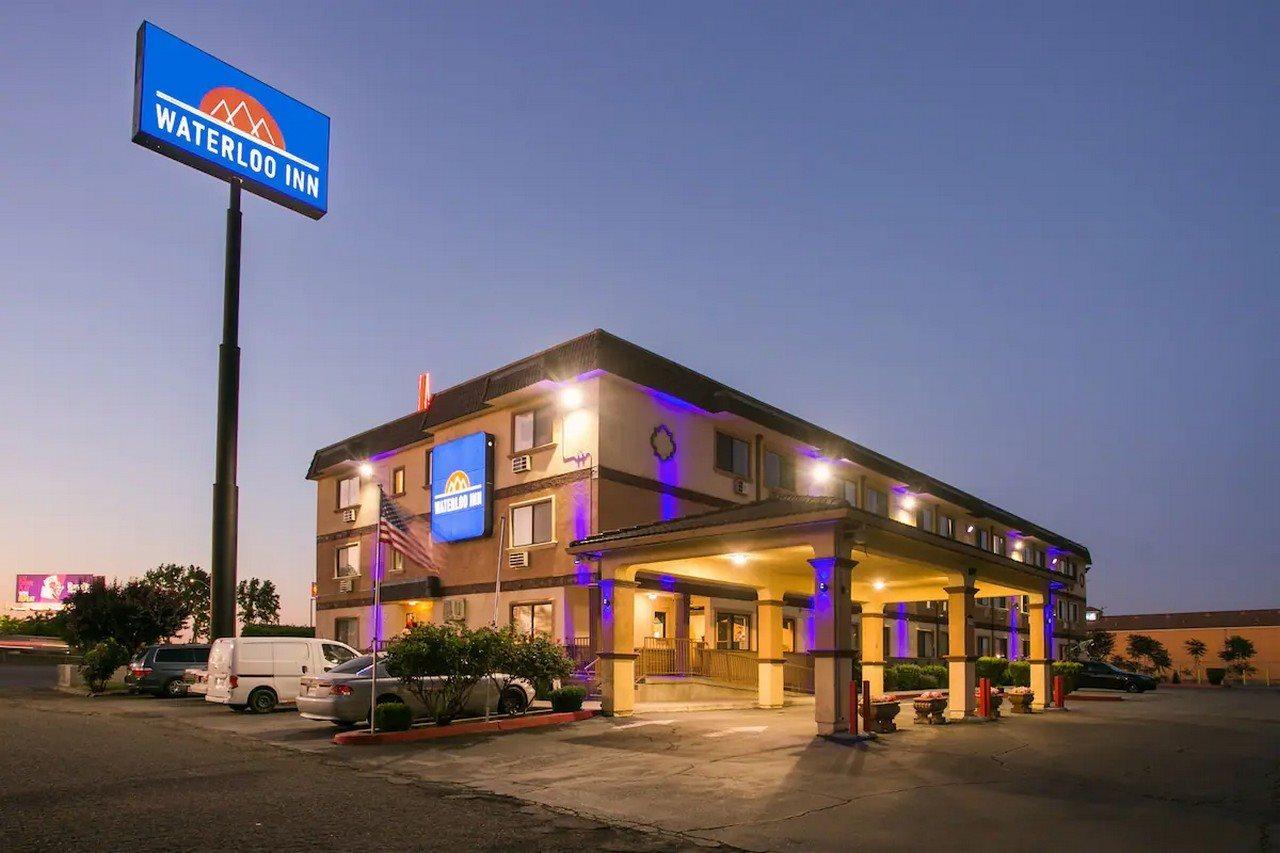 Americas Best Value Inn Stockton Bagian luar foto