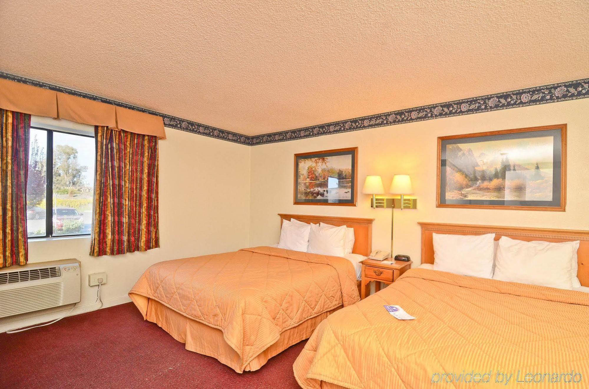 Americas Best Value Inn Stockton Ruang foto